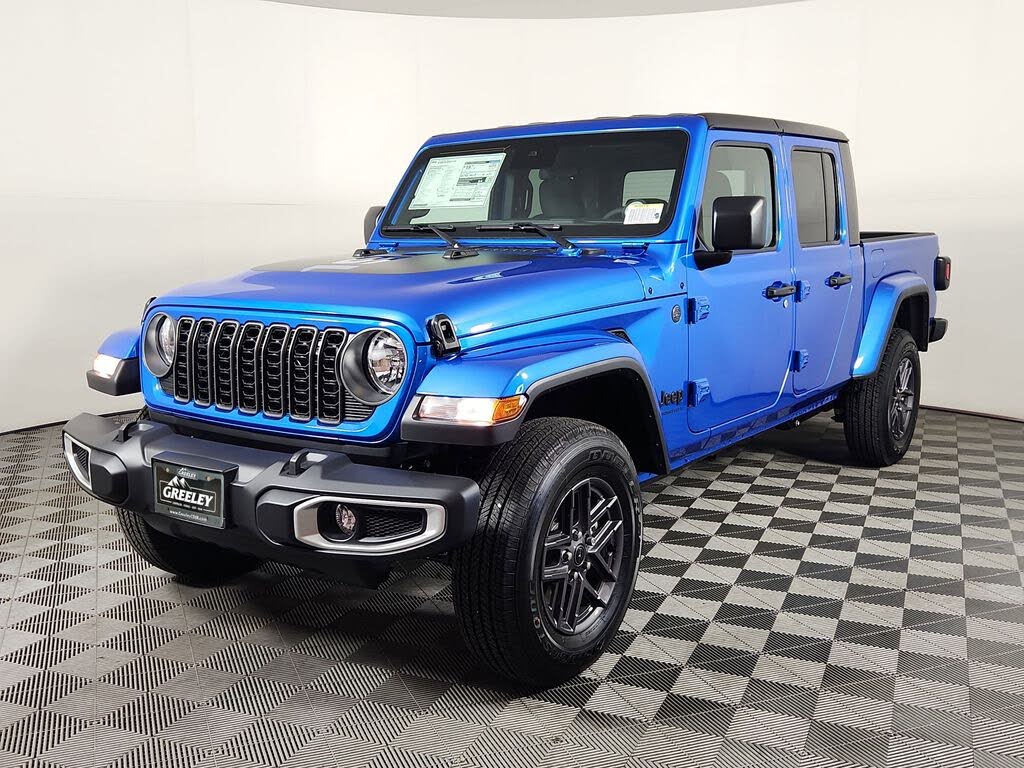 2025 Jeep Gladiator Sport S Crew Cab 4WD