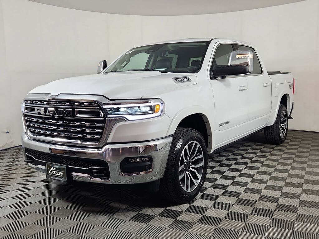 2025 RAM 1500 Limited Crew Cab 4WD