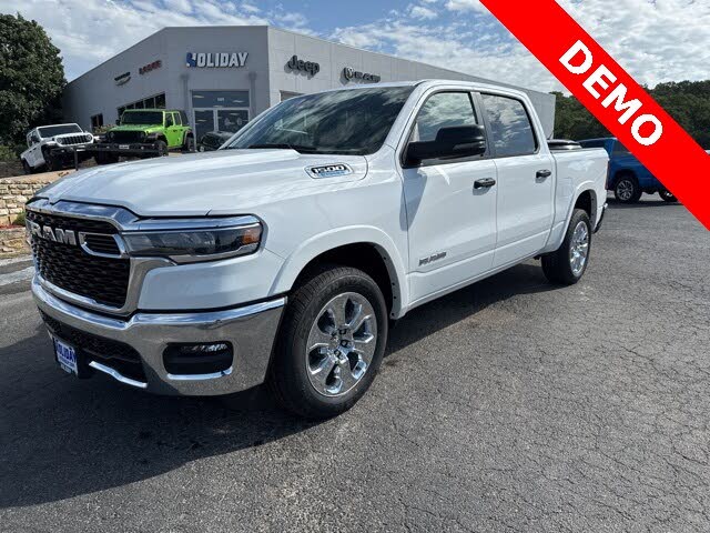 2025 RAM 1500 Big Horn Crew Cab RWD