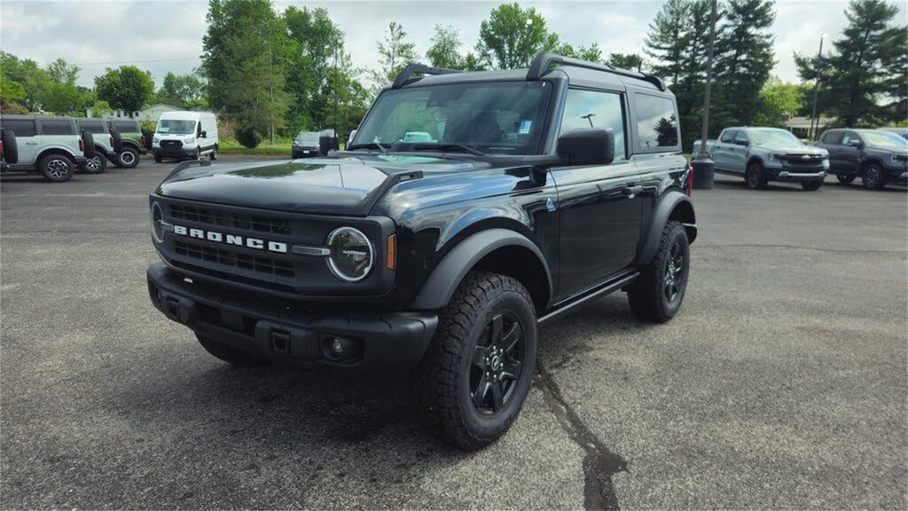 2024 Ford Bronco Black Diamond 2-Door 4WD