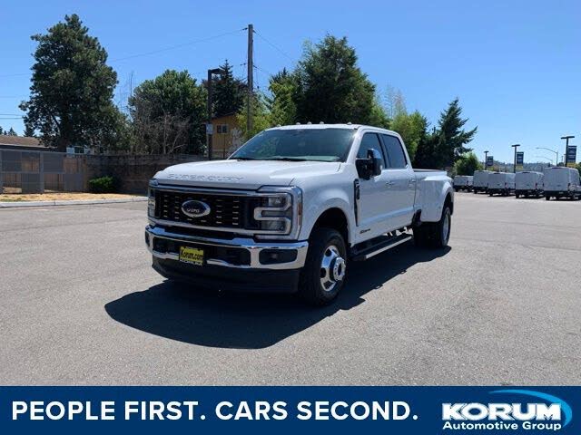 2025 Ford F-350 Super Duty Lariat Crew Cab LB DRW 4WD