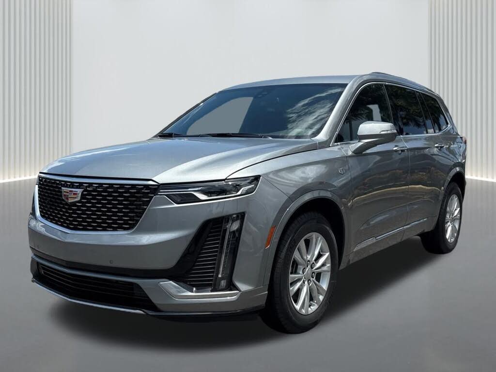 2025 Cadillac XT6 Luxury FWD