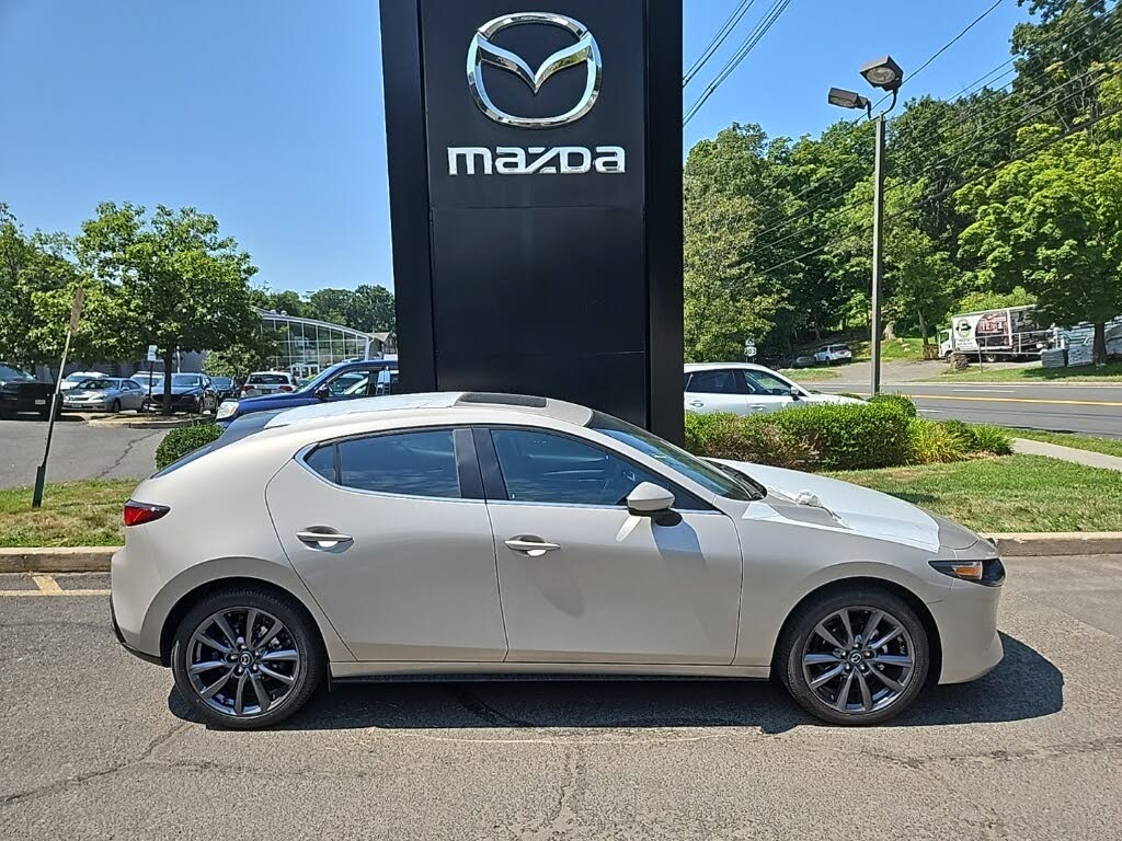 2025 Mazda MAZDA3 2.5 S Preferred Hatchback FWD