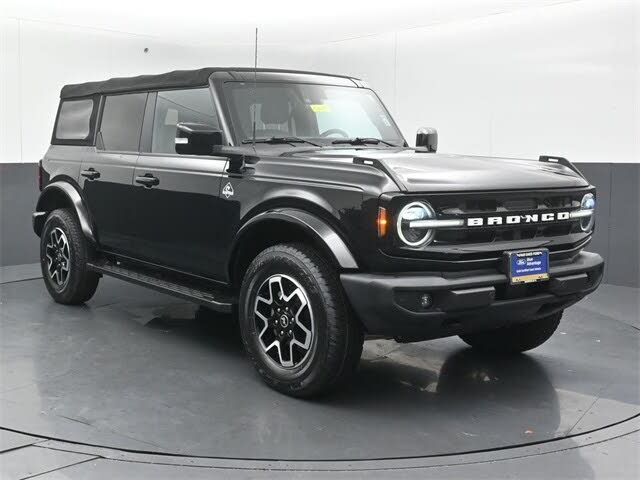 2022 Ford Bronco Outer Banks 4-Door 4WD