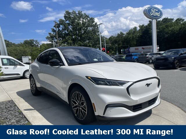 2025 Ford Mustang Mach-E Premium AWD
