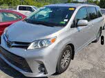 Toyota Sienna XLE 8-Passenger FWD