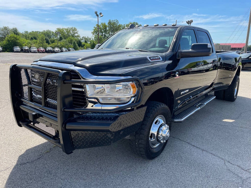 2021 RAM 3500 Big Horn Crew Cab LB DRW 4WD