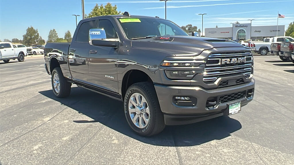 2025 RAM 2500 Laramie Crew Cab 4WD