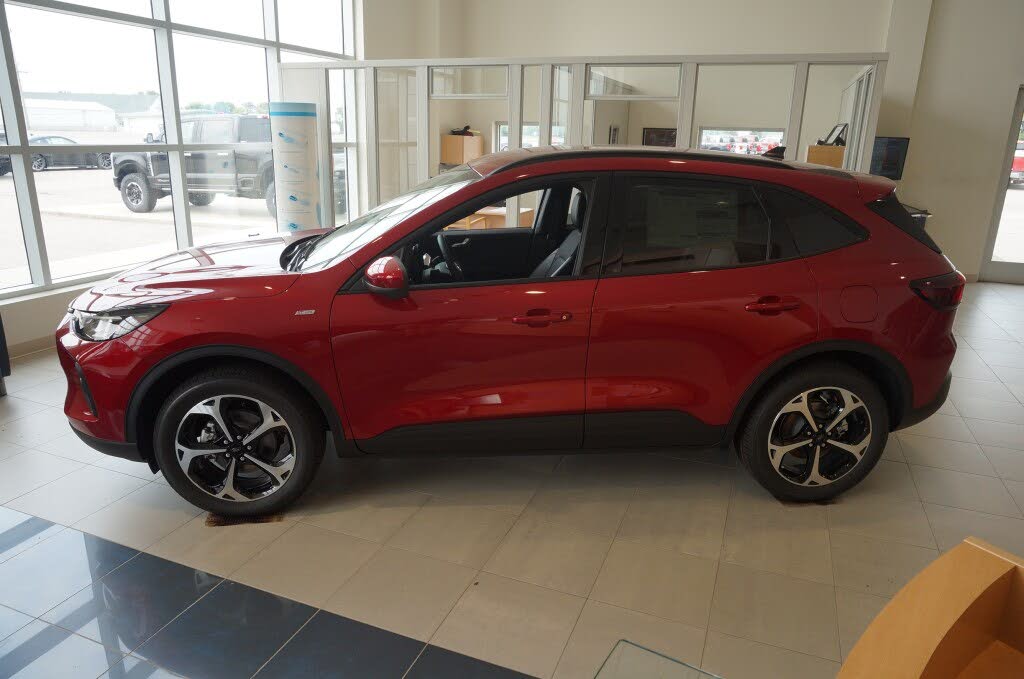 2025 Ford Escape Hybrid ST-Line Select AWD