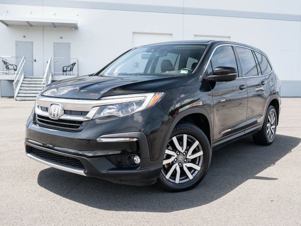 2020 Honda Pilot EX-L AWD with Navigation and RES