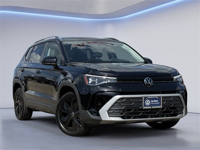 2025 Volkswagen Taos SE FWD