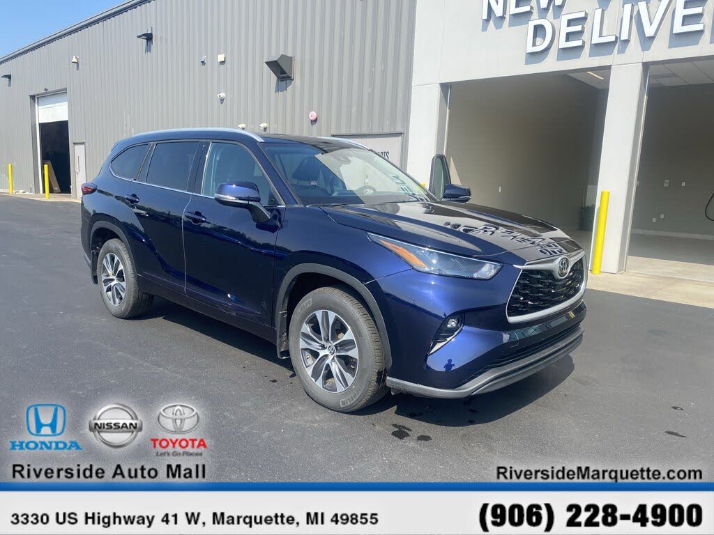 2022 Toyota Highlander XLE AWD