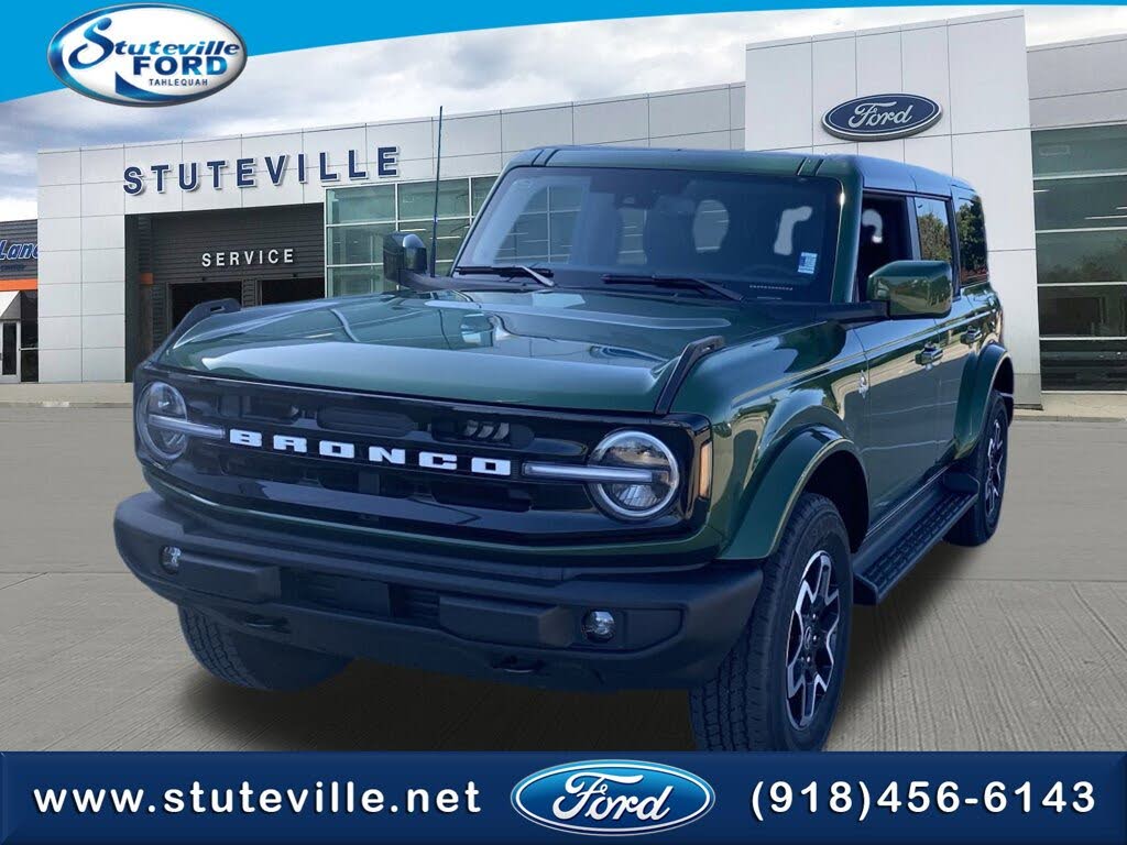 2025 Ford Bronco Outer Banks 4-Door 4WD
