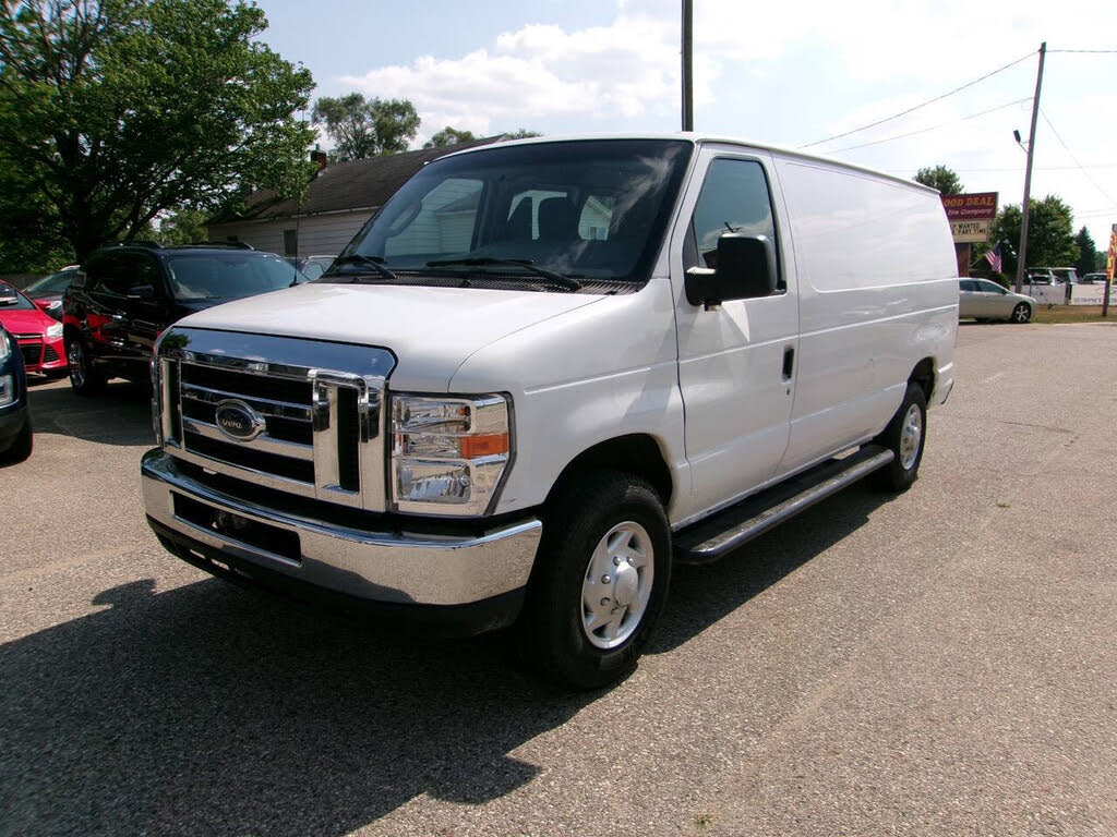 2013 Ford E-Series E-250 Cargo Van