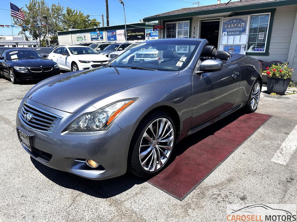 2011 INFINITI G37 Convertible RWD