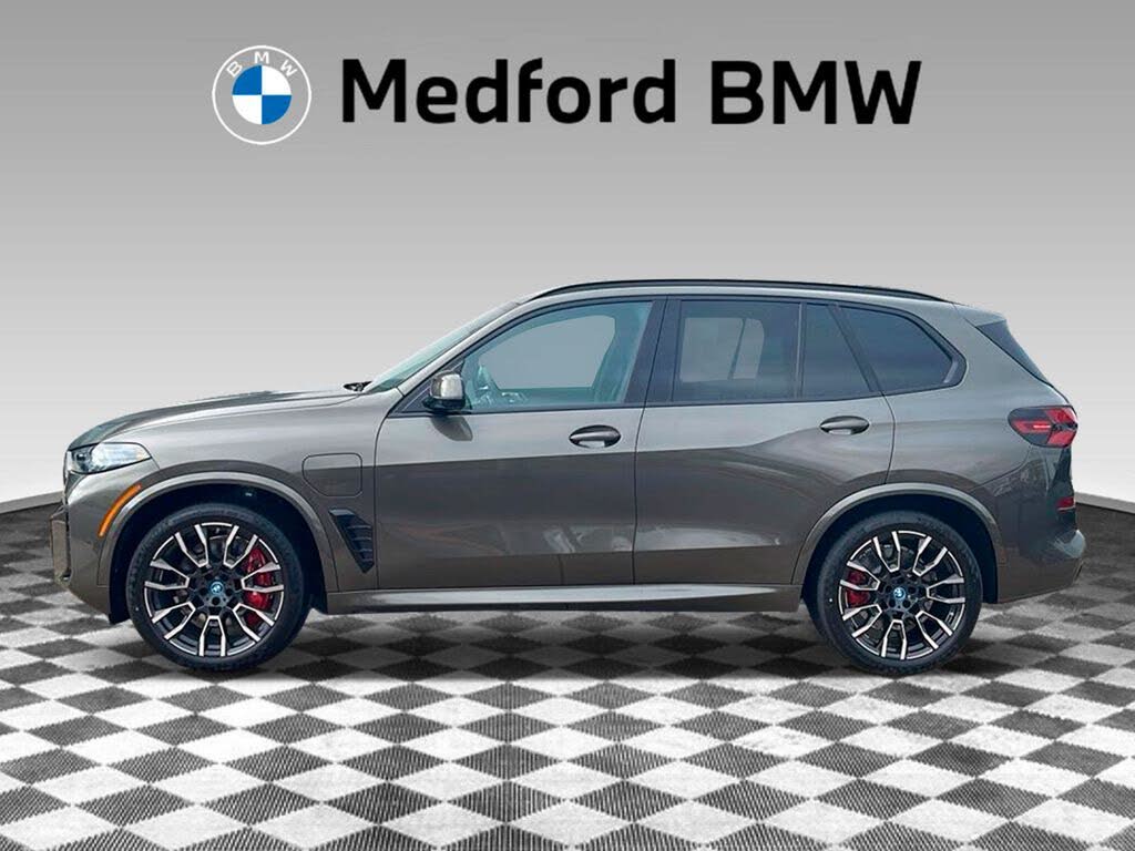 2025 BMW X5 xDrive50e AWD
