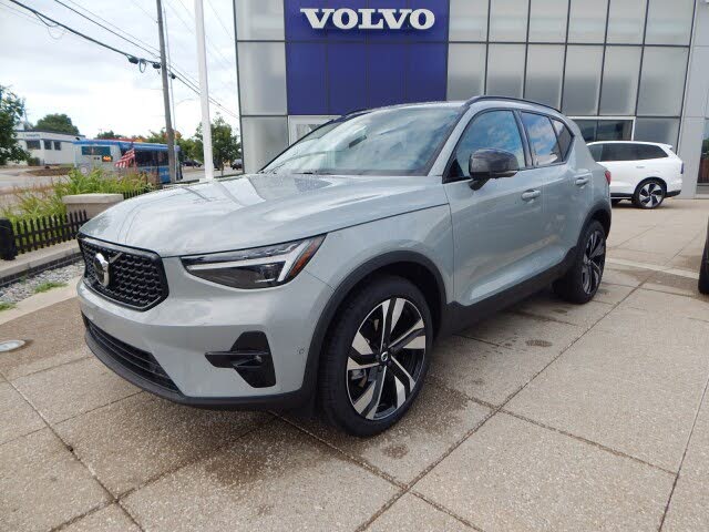 2026 Volvo XC40 B5 Ultra AWD
