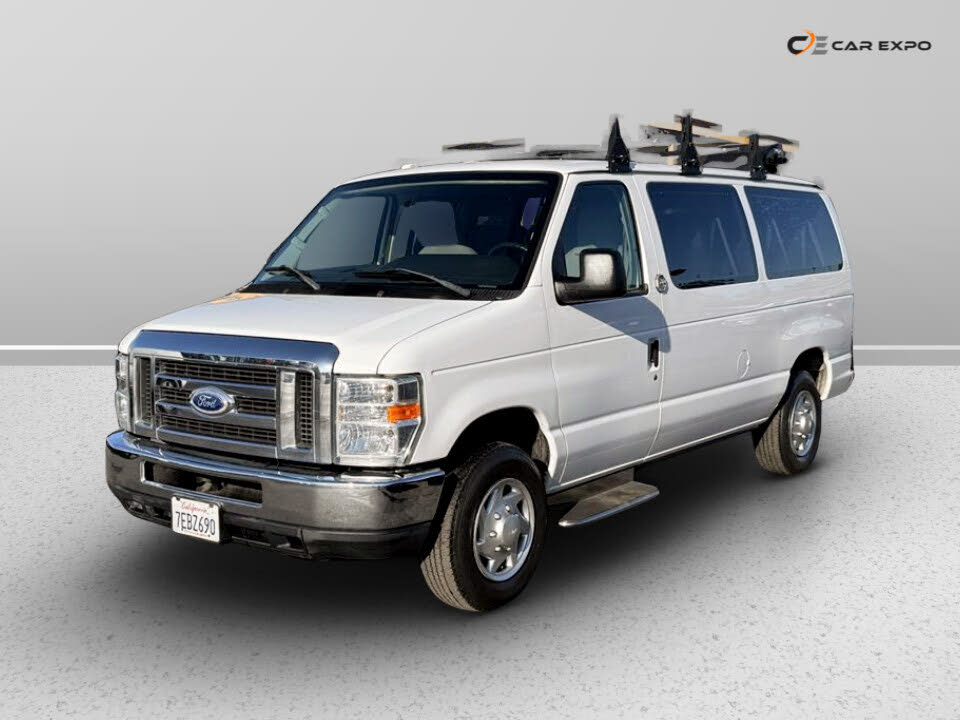2014 Ford E-Series E-150 XLT Passenger Van