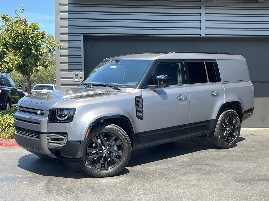 2024 Land Rover Defender 130 P400 Outbound AWD