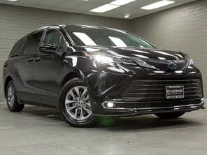 Toyota Sienna XLE 7-Passenger FWD