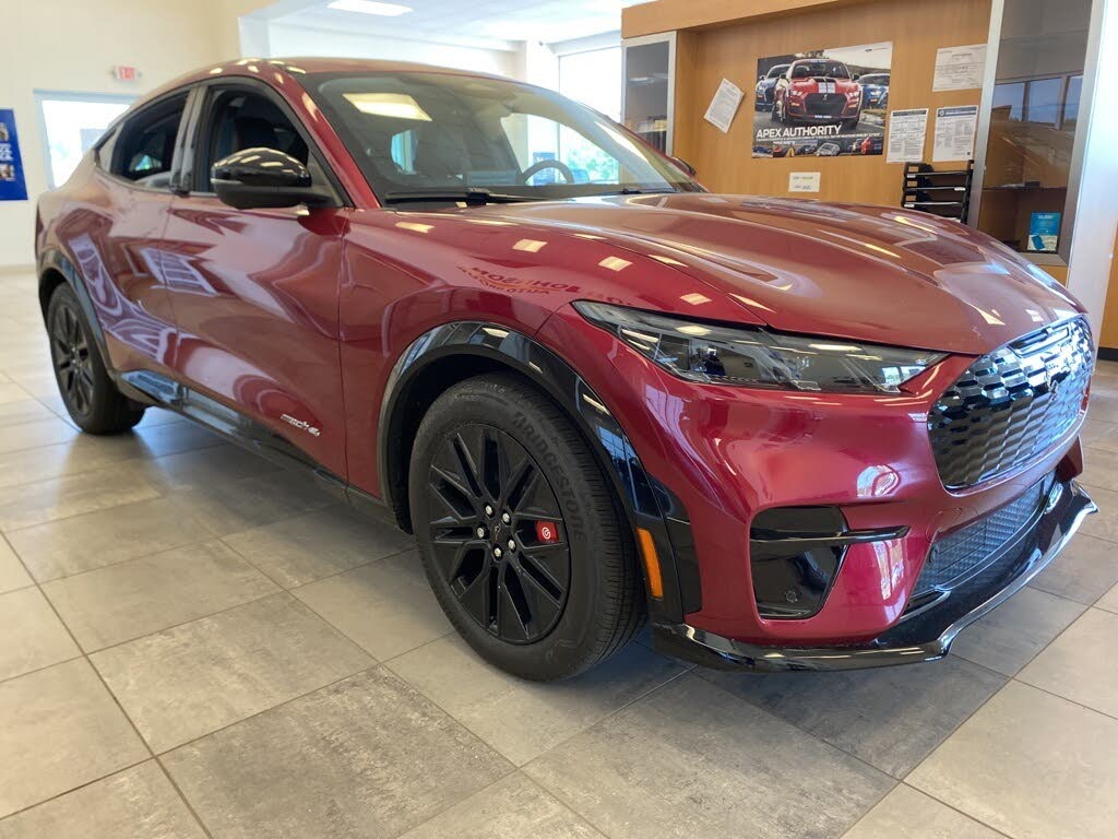 2025 Ford Mustang Mach-E Premium AWD