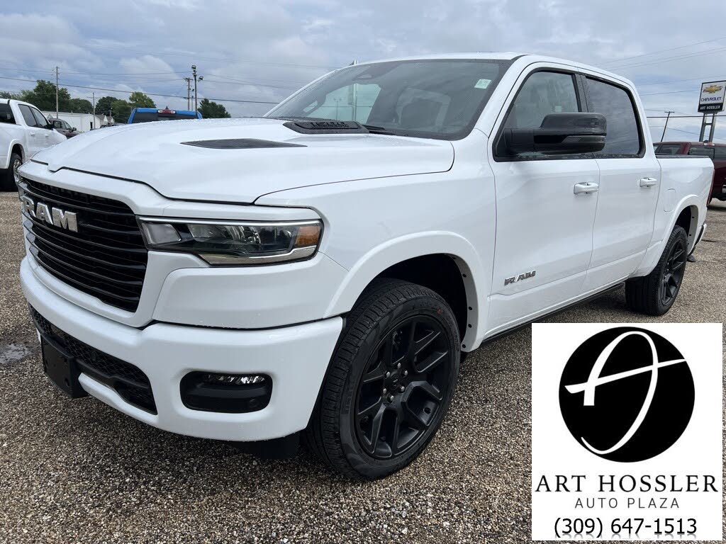 2026 RAM 1500 Laramie Crew Cab 4WD
