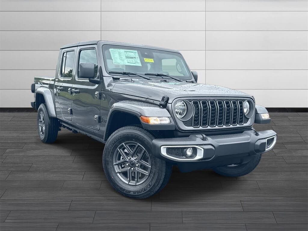 2025 Jeep Gladiator Sport S Crew Cab 4WD