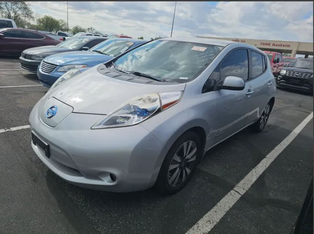 2016 Nissan LEAF SL