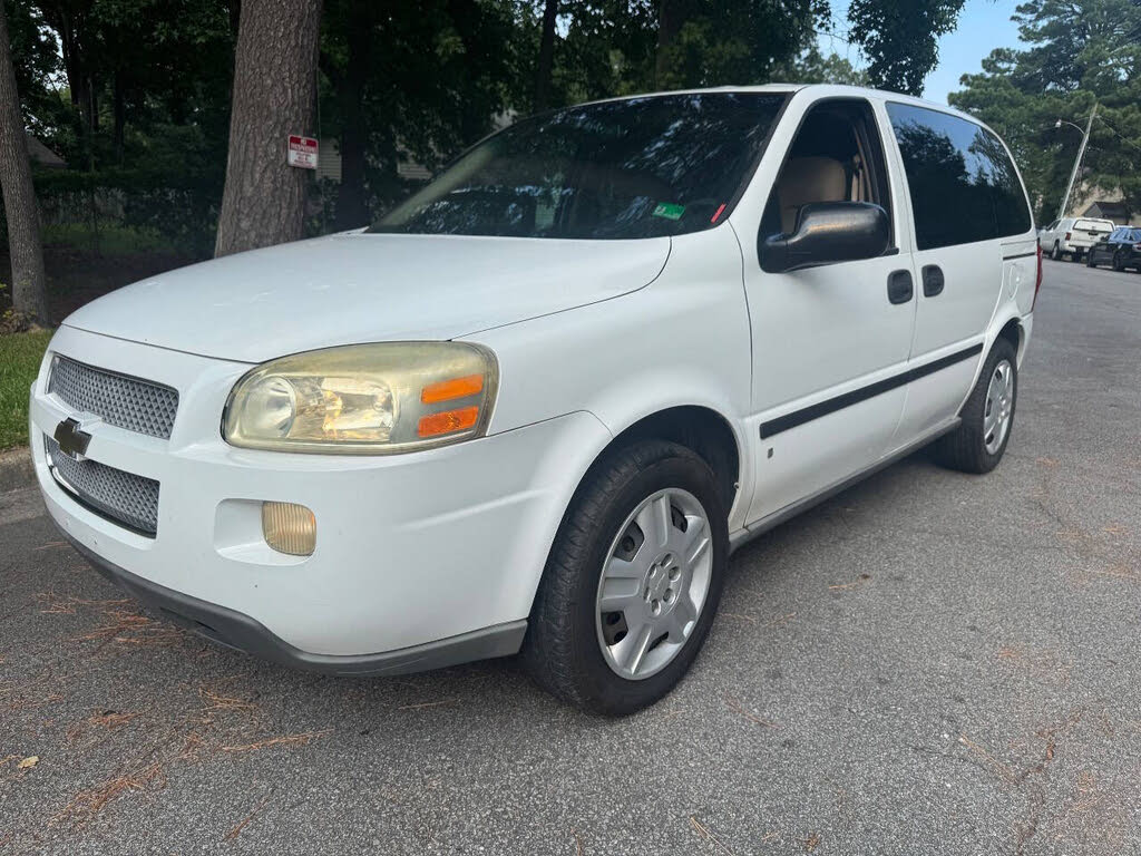 2008 Chevrolet Uplander LS FWD