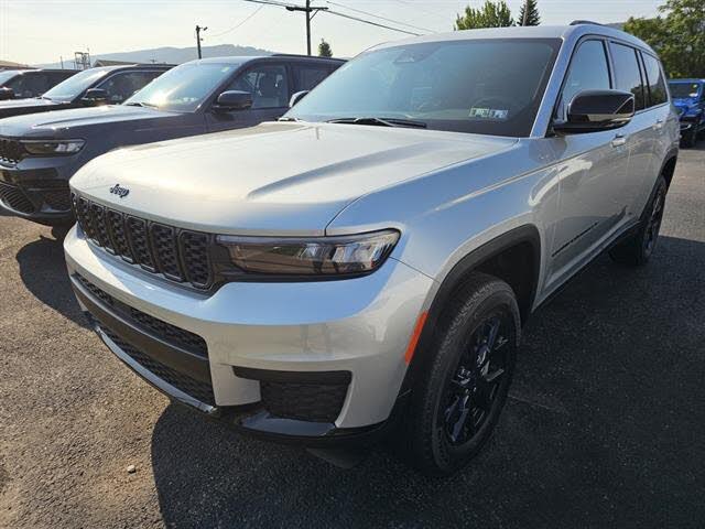 2025 Jeep Grand Cherokee L Altitude X 4WD