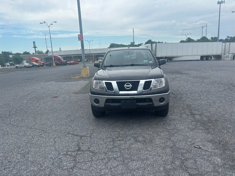 2011 Nissan Frontier S Crew Cab 4WD