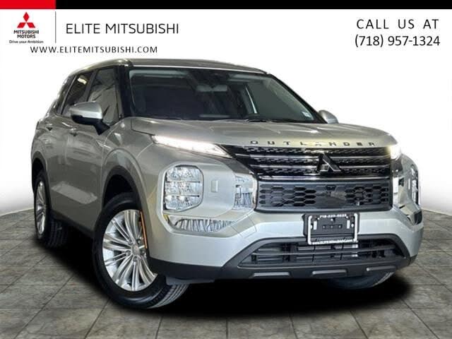 2024 Mitsubishi Outlander ES S-AWC