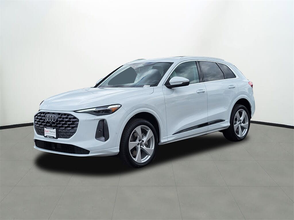 2025 Audi Q5 quattro Premium Plus 40 TFSI