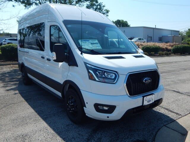 2025 Ford Transit Passenger 350 XLT High Roof LB AWD