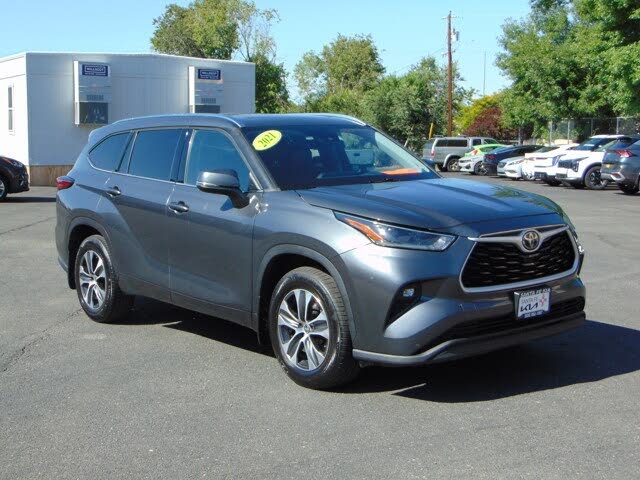2021 Toyota Highlander XLE AWD