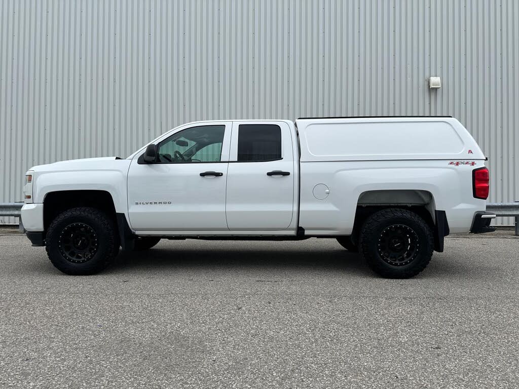 2016 Chevrolet Silverado 1500 Custom Double Cab 4WD