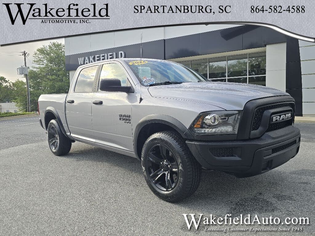 2024 RAM 1500 Classic Warlock Crew Cab 4WD
