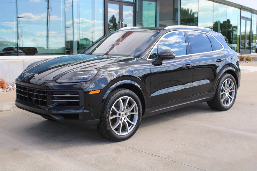 2024 Porsche Cayenne AWD