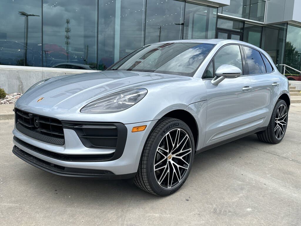 2025 Porsche Macan AWD