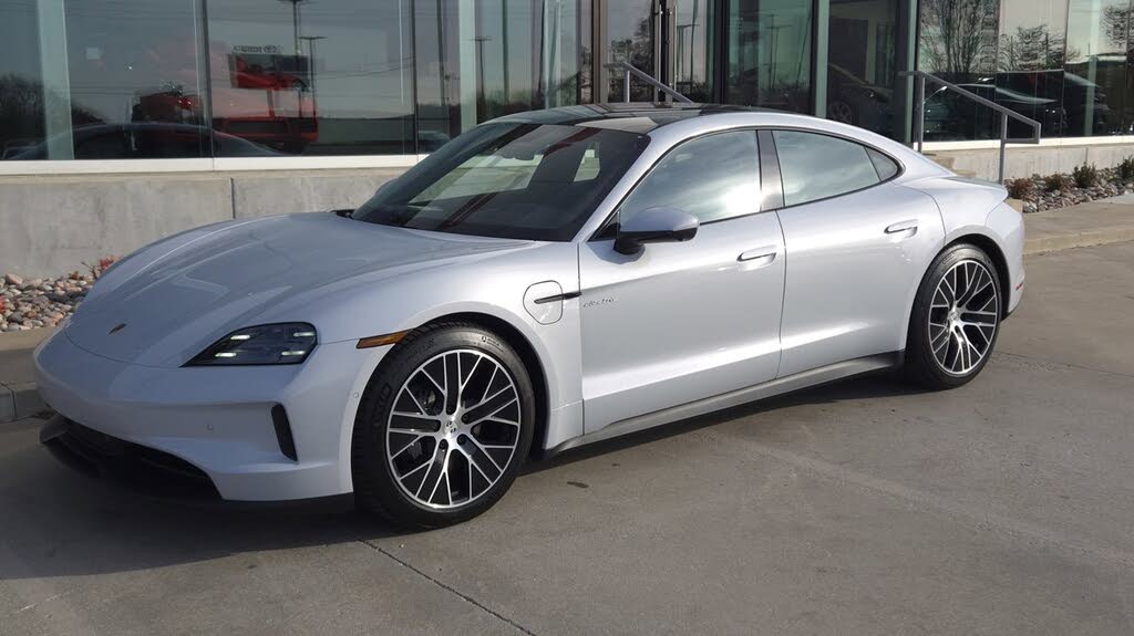 2025 Porsche Taycan Sedan RWD