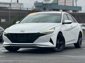 Hyundai Elantra SEL FWD