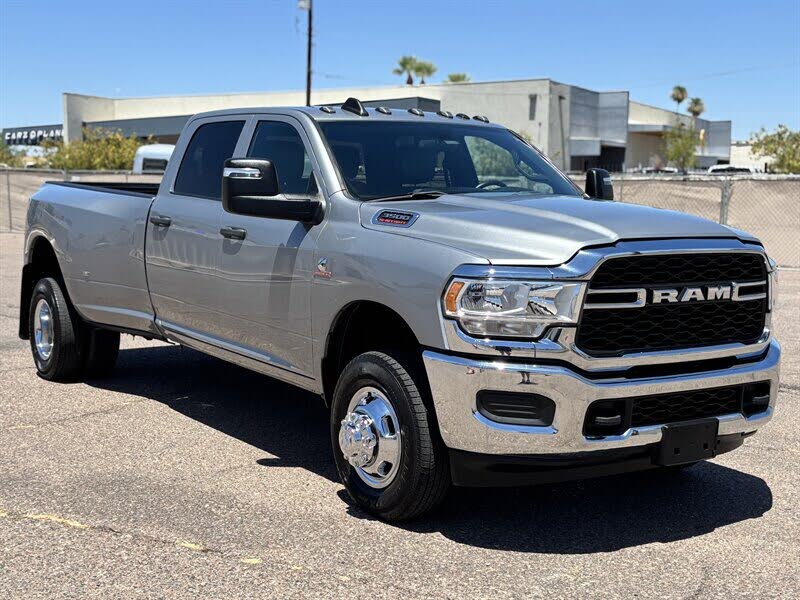 2023 RAM 3500 Tradesman Crew Cab LB DRW 4WD
