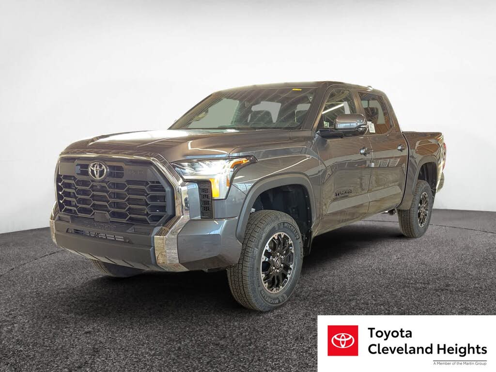 2025 Toyota Tundra SR5 CrewMax Cab 4WD
