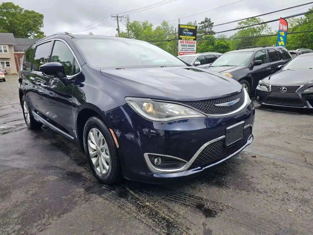 2018 Chrysler Pacifica Touring L FWD
