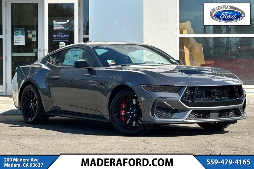 2025 Ford Mustang GT Fastback RWD