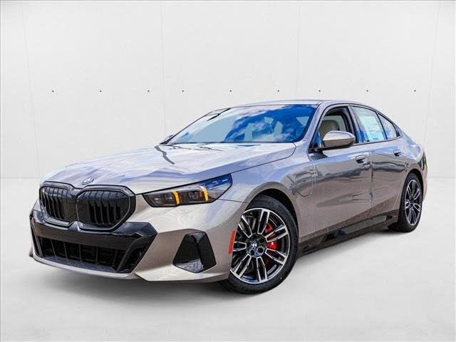 2026 BMW 5 Series 550e xDrive