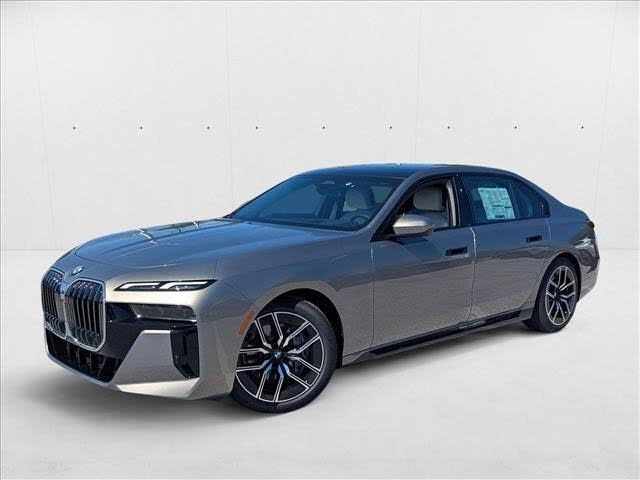 2025 BMW 7 Series 740i xDrive