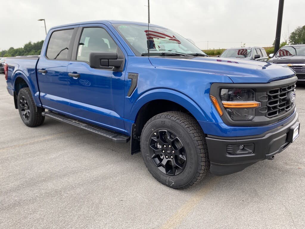 2025 Ford F-150 STX 4dr SuperCrew 4WD