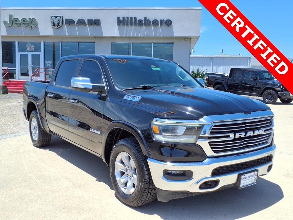 2022 RAM 1500 Laramie Crew Cab 4WD