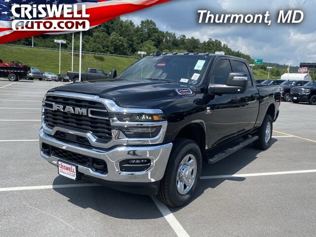 2025 RAM 2500 Tradesman Crew Cab 4WD